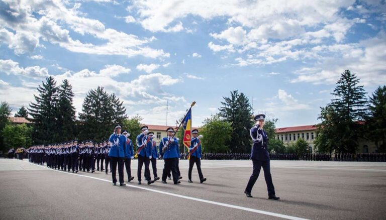 Fierbere mare în rândul subofițerilor din IPJ Vaslui, liber la ofițeri!