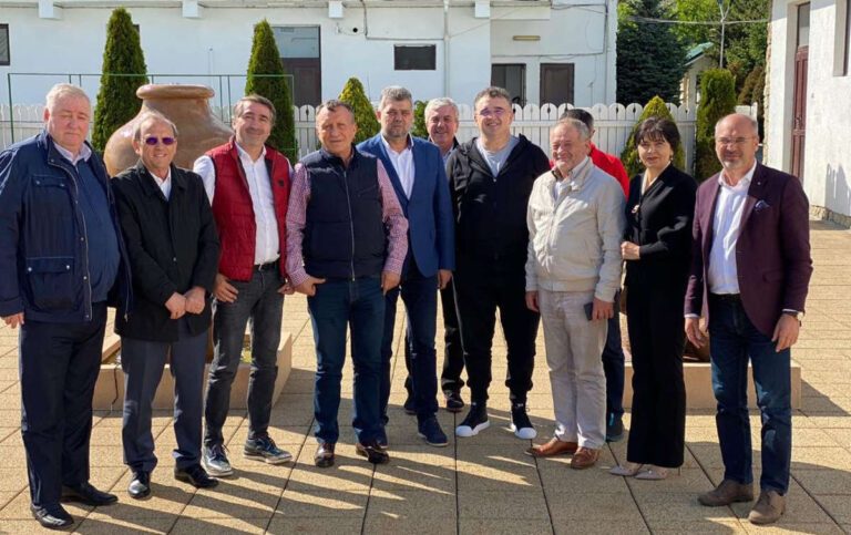 Explicația lui Buzatu, pentru refuzul de a purta mască de protecție: „Coronavirusul nu există!”