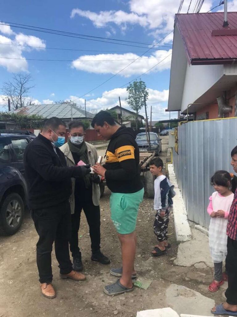 Deputat PSD, donație-supriză pentru doi copii