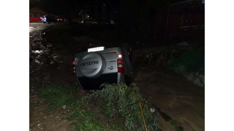 ȘTIREA NOPȚII: A plouat ca la sfârșitul lumii, în Gârceni, noaptea trecută! (VIDEO)