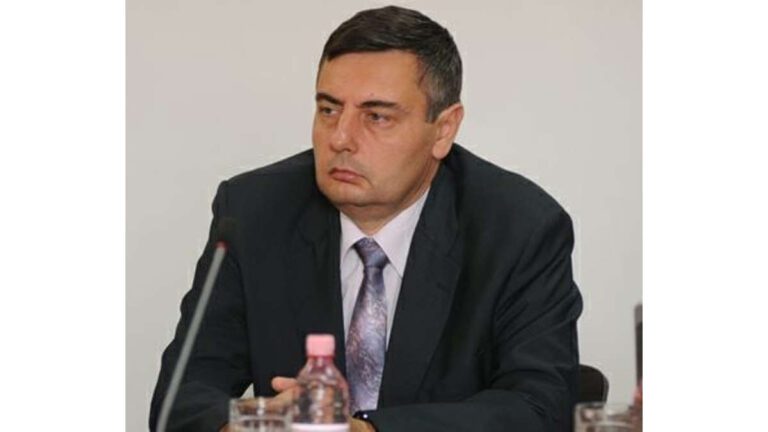 Mega-scandal în PNL Vaslui, liberalii se dezintegrează sub conducerea lui Tătaru!