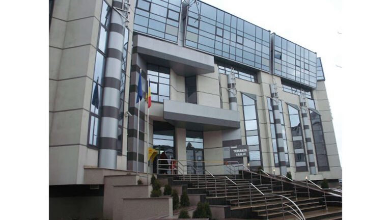 Procurori și judecători vasluieni, la CNSAS