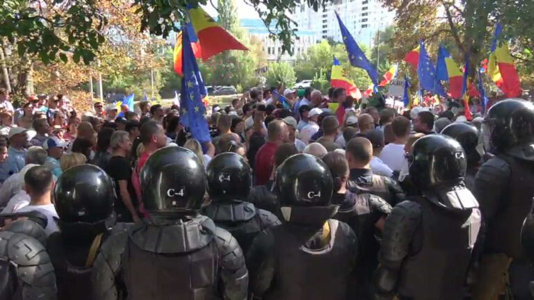Apel disperat la granița Vasluiului cu Republica Moldova: „Vrem integrarea în UE prin România”