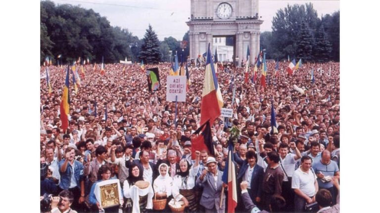 O campanie pro-Unire cu România, derulată la granița cu județul Vaslui