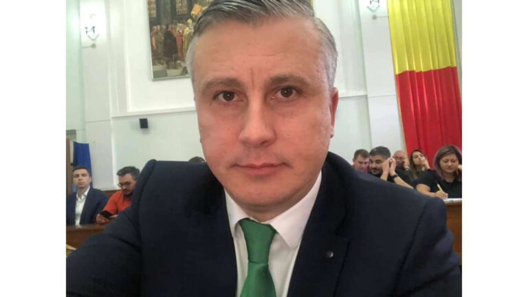 Arcăleanu, prima gogoașă electorală: „Voi aduce utilaje pe fiecare stradă, pe fiecare uliță, în fiecare sat” (VIDEO)