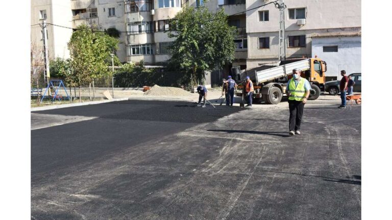Peste 100 de noi locuri de parcare în Bârlad, promite primarul Boroș