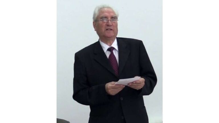 Un alt profesor de excepție al Vasluiului ne-a părăsit. Dumnezeu să-l ierte!