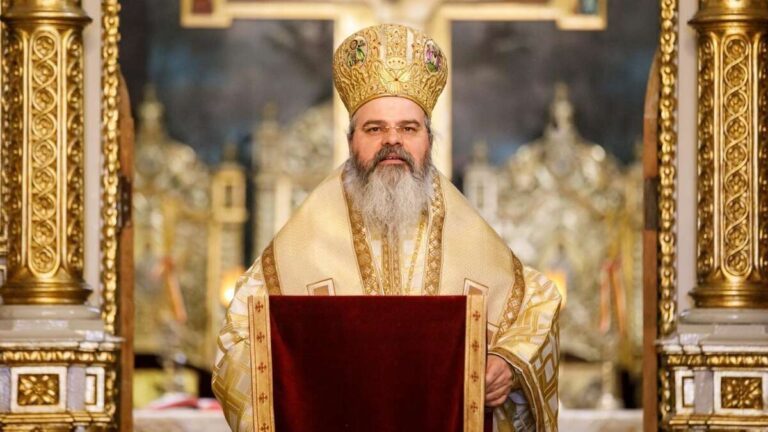 Mesajul Episcopiei Hușilor, de Sf. Parascheva: „Sfântă Parascheva, binecuvintează-ne pe noi, pe toți cei din Vaslui”