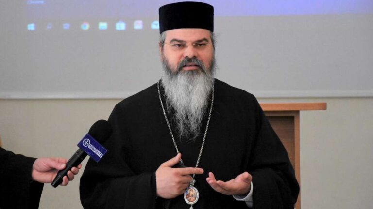 Episcopul Ignatie îl face zob pe jurnalistul Cristian Tudor Popescu, cu un editorial incendiar: „CTP și Ț”