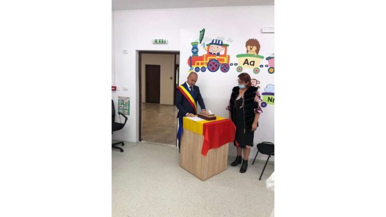 Tort-surpriză, la învestirea primarului de Vinderei, Ionuț Ghiur! Este cel mai iubit primar!