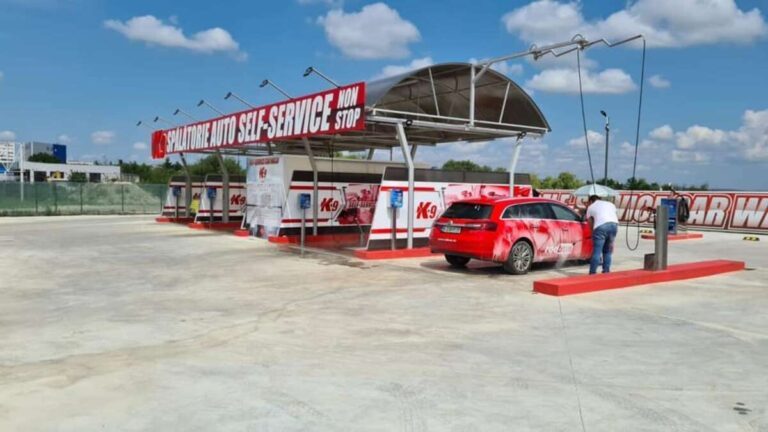 Pățania unei vasluience care a găsit un inel într-o spălătorie din oraș: „Mă duc la amanet cu el”