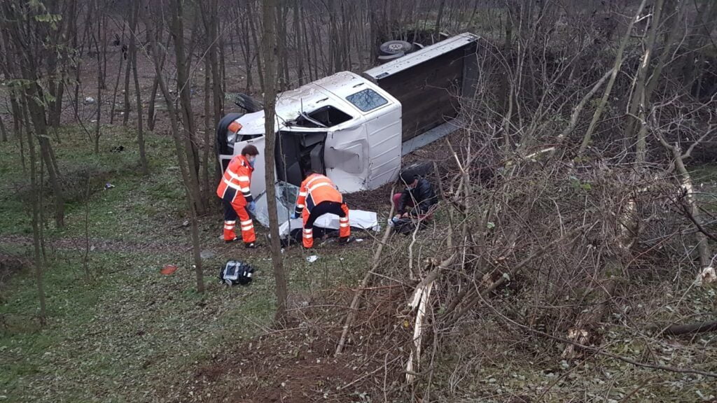 accident ciocani 2