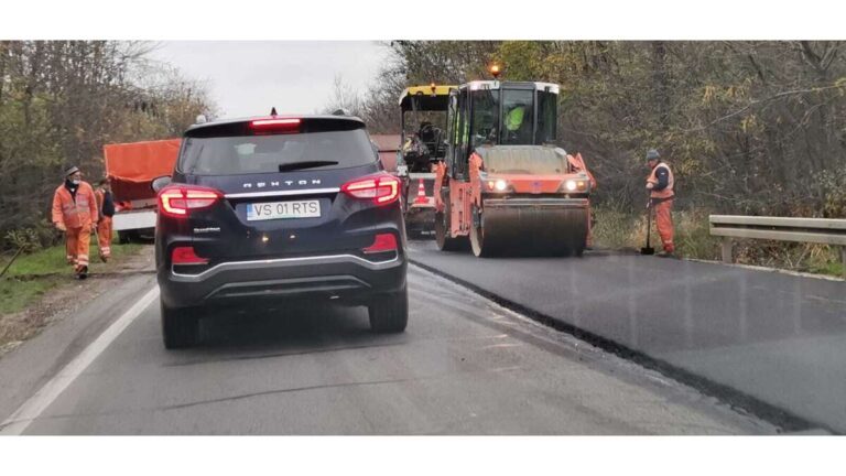 Drumarii de la Viacons Rutier au reparat drumul național Bârlad-Vaslui, în zona pădurii Crasna!