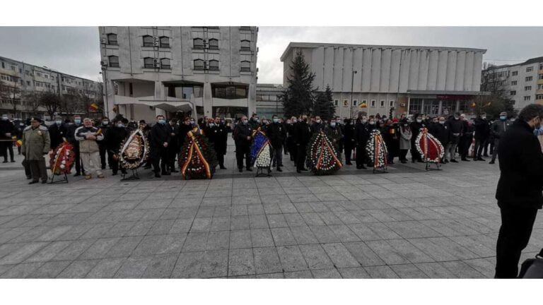 ACUM În centrul civic al Vasluiului, acțiune de 1 Decembrie!