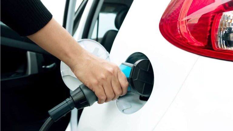 Rușine, rușine, rușine! Am rămas ultimul județ din România fără stații de încărcare electrică auto!