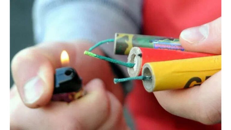 Vasluienii au semnat în număr mare petiția pentru interzicerea comercializării petardelor!