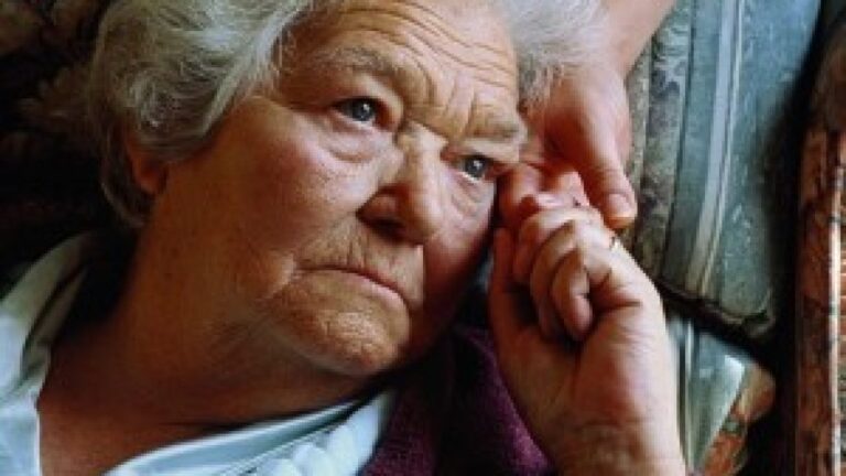 Este ANUNȚUL momentului! Pensionarii rămân cu actualele indemnizații până în 2023, zeci de mii de bugetari vasluieni nu mai primesc vouchere!