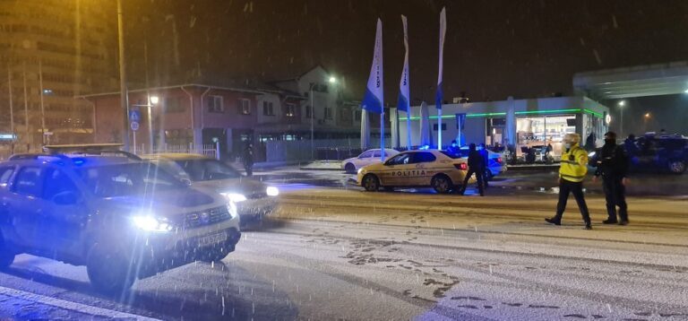 Șmecher din Vaslui, alergat de polițiștii de la Rutieră! Au rămas mască, atunci cand l-au verificat!