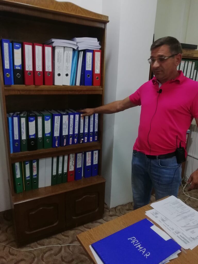 nelu manole caragata primar poienesti