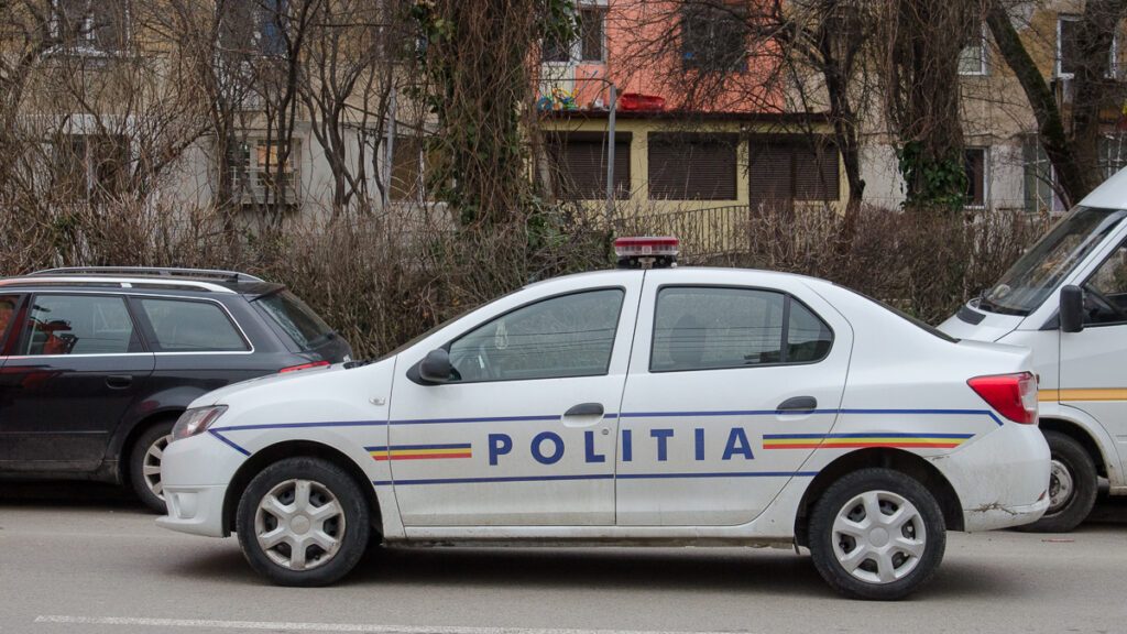 Un vasluian a fost ridicat de pe stradă și dus la penitenciar! S-a dat șmecher, în 2017! 1 politie 1 2