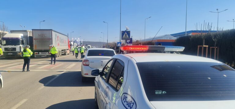 Poze de la accidentul din zona Dedeman