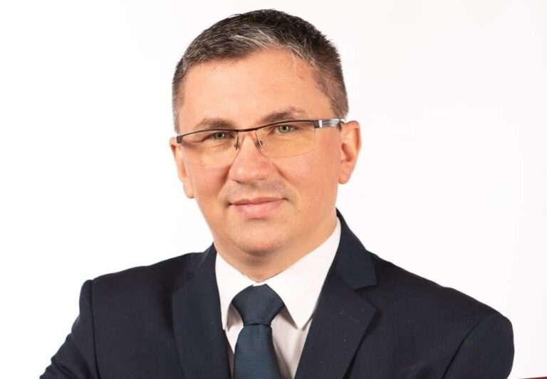 Fratele viceprimăriței de Bârlad a ajuns purtătorul de cuvânt al Prefecturii!