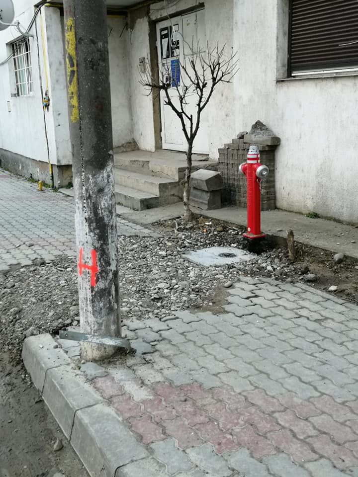 Protest al locuitorilor din cel mai mare cartier al Vasluiului! S-au săturat de gropi! 2 strada vasile lupu