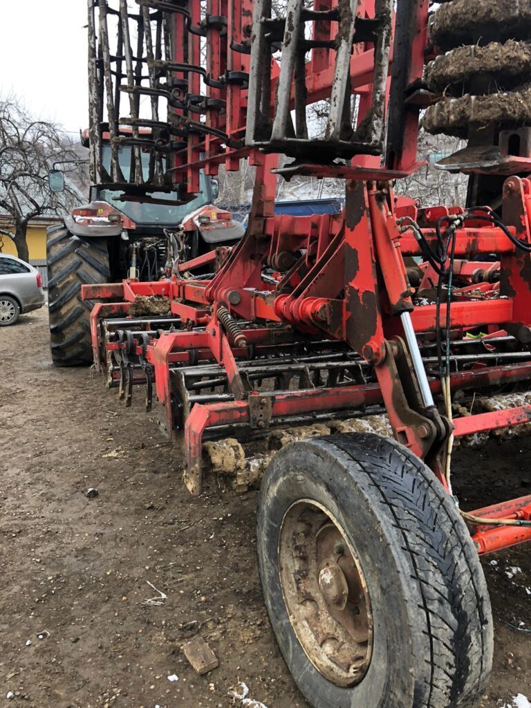 tractor