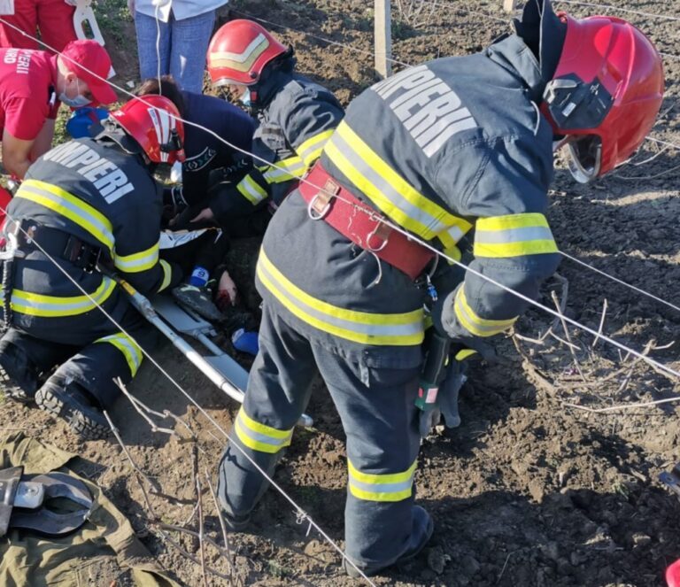 Bărbat de 30 de ani, din Negrești, ciopârțit de un motocultor! Este în stare foarte gravă!