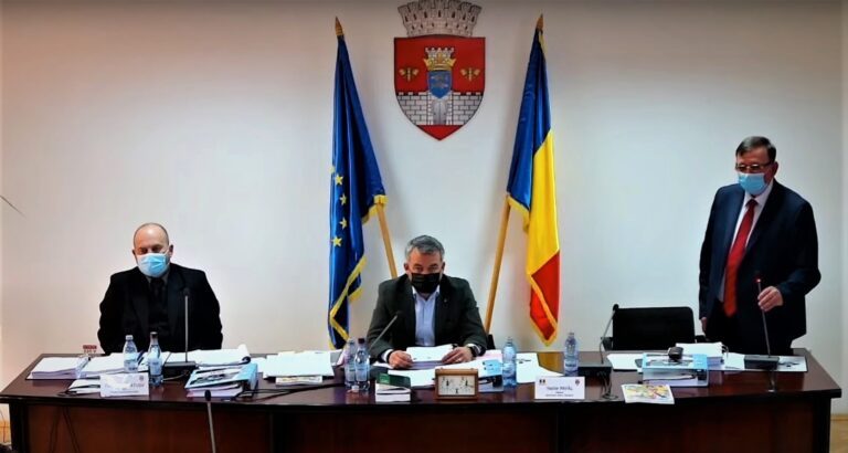 Scântei în CL Vaslui! Primarul Pavăl va candida și în 2024, a fost blocat de consilierii PNL-USR!