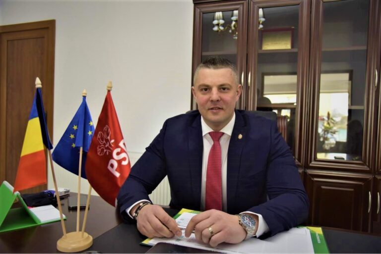 Deputatul Popica, declarație extrem de dură în Parlamentul României! ”Ați suprimat viața socială și controlați populația, asta faceți”, spune parlamentarul vasluian (VIDEO)