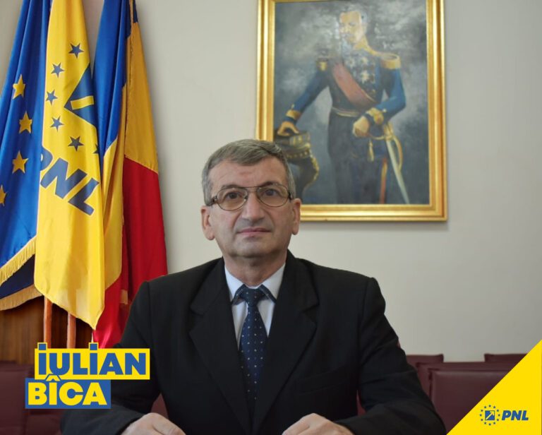 PROIECT: Fãrã inscriptii sau simboluri pe drapelul national! Senatorul PNL de Vaslui, Iulian Bîca, printre initiatori!