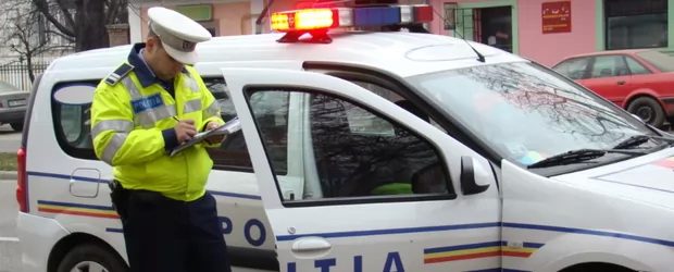 Șofer din Vaslui, beat, a lovit o mașină și a fugit! A fost prins în fața blocului!