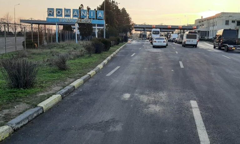 Aproape 2.000 de perechi de încãltãminte contrafãcutã urmau sã ajungã în R.Moldova! Marfa venea din Turcia!