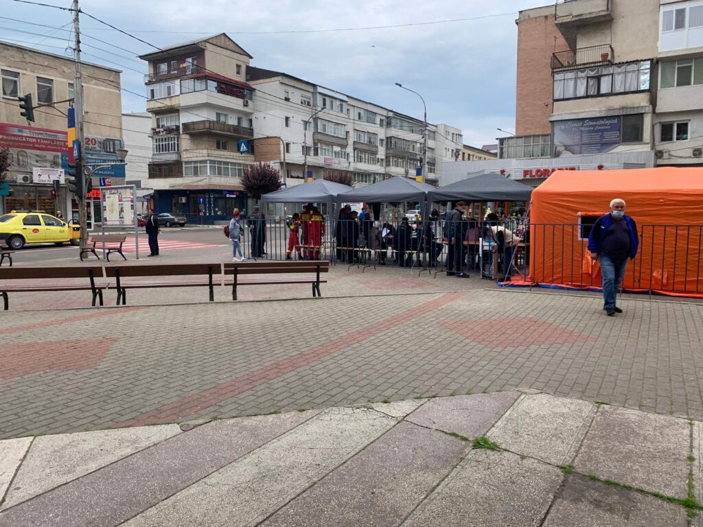 Maratonul de vaccinare de la Bârlad, un succes total al Primăriei municipale! Vin tot mai mulți locuitori din sate! 3 WhatsApp Image 2021 05 30 at 10.28.47 1
