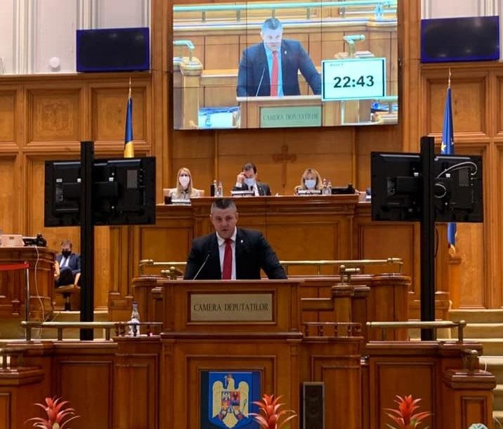 Deputatul de Vaslui, Eduard Popica, denunţă minciunile din jurul controversatului PNRR! „Nu susţinem un plan care taie pensiile românilor!”