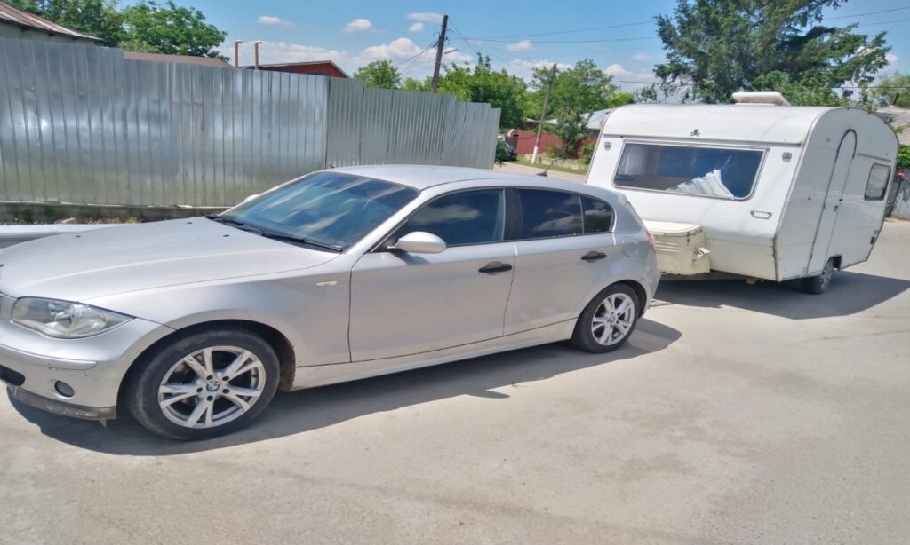 Vasluian la volanul unui ansamblu de vehicule a cărui rulotă nu era înmatriculată2