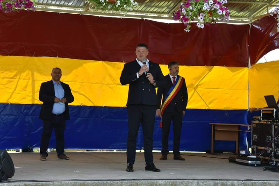 Deputatul Popica, alãturi de cetãtenii comunei Balteni! “M-am bucurat sã vãd lume multã”, spune parlamentarul 1 WhatsApp Image 2021 06 06 at 17.19.22