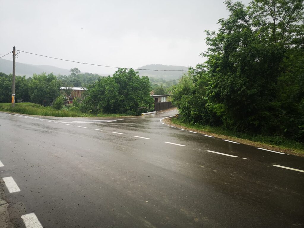 Dupã 30 de ani de pauzã, la Cretesti, Viacons Rutier taie panglica primului drum comunal asfaltat 5 WhatsApp Image 2021 06 18 at 17.36.40 4