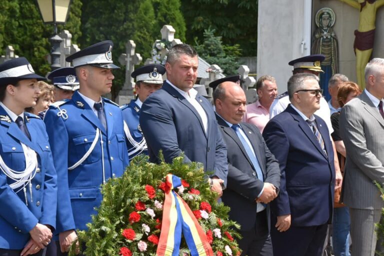 Recunoștință eroilor neamului nostru! Deputatul Popica: ”Prin lege, a 40-a zi de la Sfintele Paști devine Ziua Eroilor, sărbătoare națională”