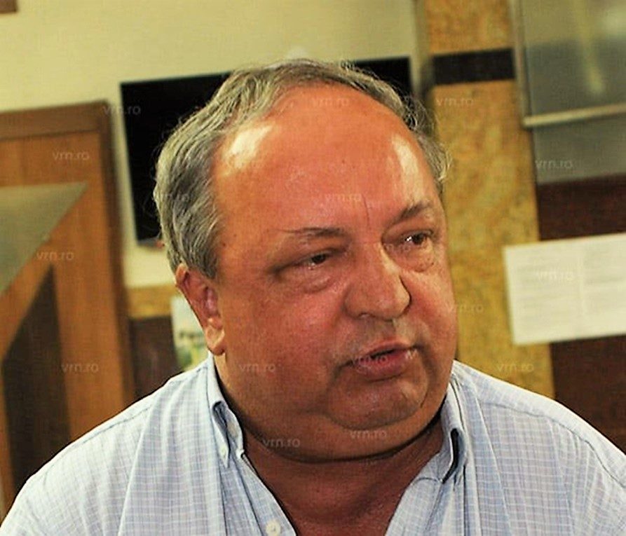 Mai aveți vouchere de vacanță nefolosite și intenționați să plecați în concediu? Sfaturi de ULTIMĂ ORĂ de la specialiștii în turism din Vaslui! 2 mihai bumbu