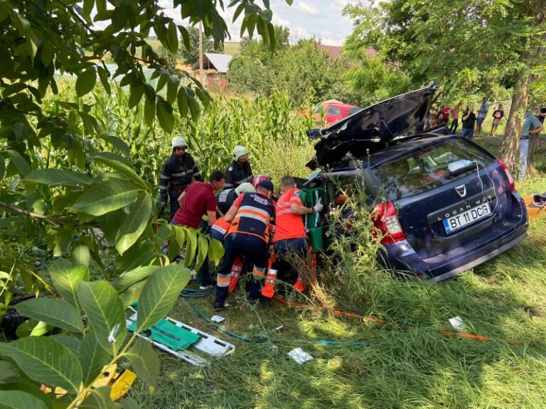 Victima accidentului de la Podeni (Negrești) este un bărbat de 70 de ani, din Botoșani! Este la Unitatea de Primiri Urgențe de la SJU!