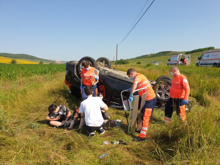 ACUM Accident pe drumul Barlad-Bacau! Sunt 4 victime, toate conștiente!