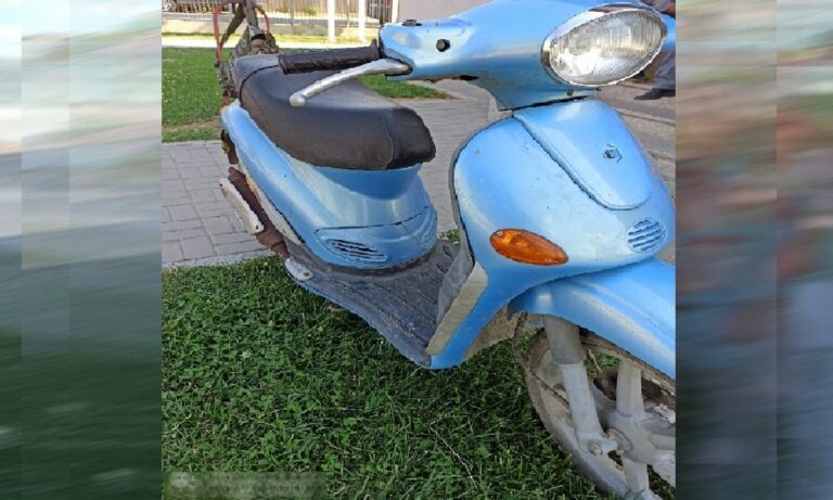 Vrâncean prins călare pe un moped, fără permis