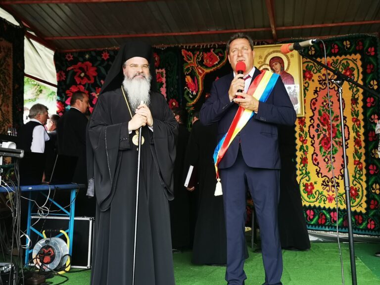 Primarii vasluieni, mesaje de felicitări de ziua PS Ignatie! ”Vă mulțumim în numele credincioșilor, PreaSfințite”, spune edilul de la Ștefan cel Mare