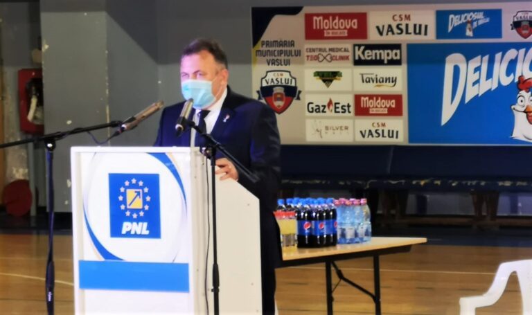 PARODIE de alegeri! Tătaru confiscă alegerile la PNL Vaslui și ajunge din nou președinte, cu 255 de voturi! Arcăleanu și Boroș au fost umiliți de mașinăria de vot a lui Tătaru!