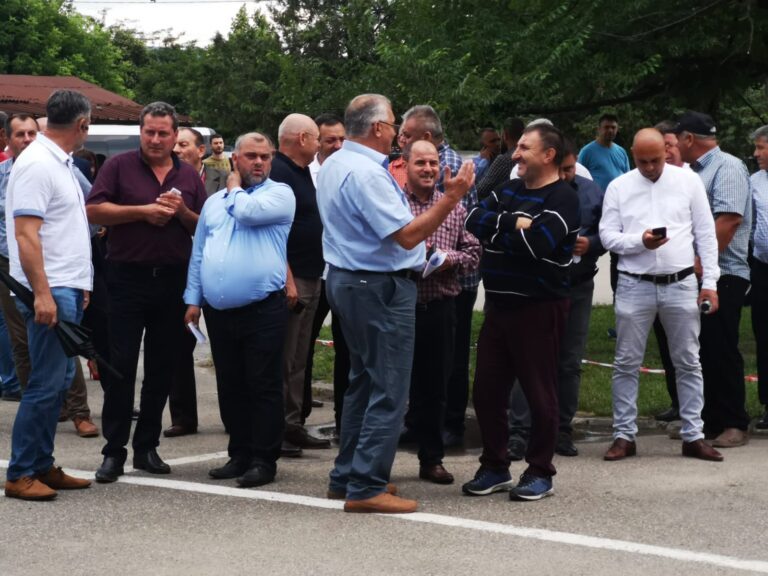 Primarii vasluieni chemați de urgență la Vaslui! Vor fi discuții aprinse pe marginea Programului Național de Investiții!