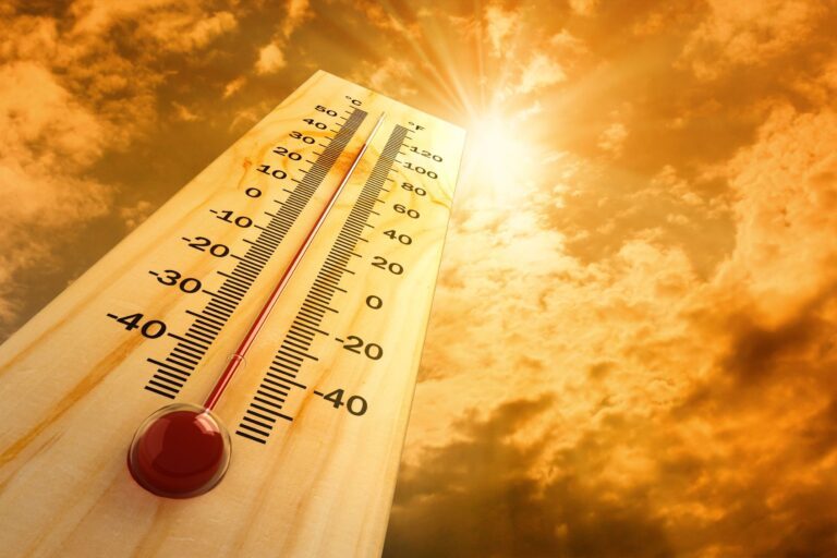 Începem săptămâna cu Cod Roșu de caniculă, temperaturile vor trece de 40 de grade Celsius