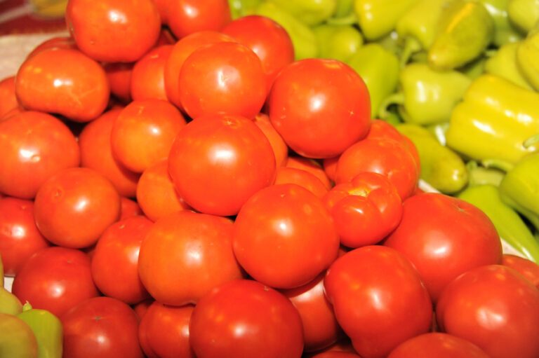 Iată cum vă puteți vinde produsele agricole proprii în piețele agroalimentare! Direcția pentru Agricultură vine cu precizări