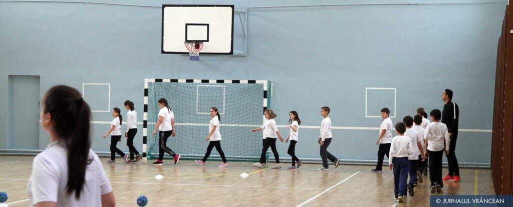 O oră de sport în plus în orarul elevilor. Ministerul Educației vrea să facă ordine și în cluburile sporetive școlare 1 sport